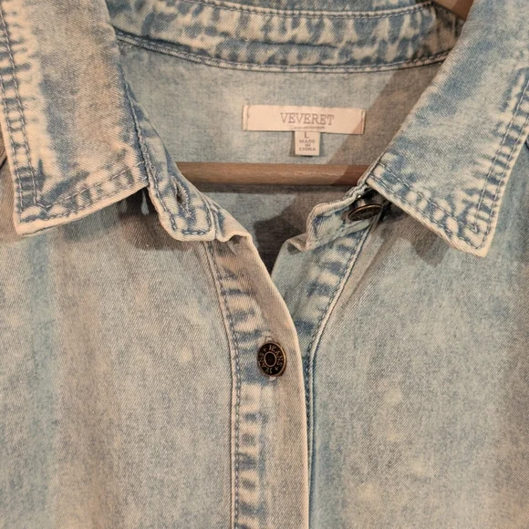 Veveret Light Wash Jean Denim Dress - Picture 2 of 3